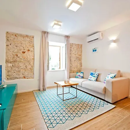 Apartment Luxury Dvor Split