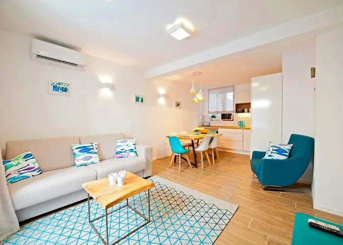 Luxury Dvor Apartment *