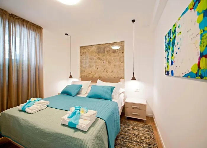 Apartment Luxury Dvor