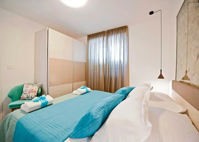 Luxury Dvor Apartment *