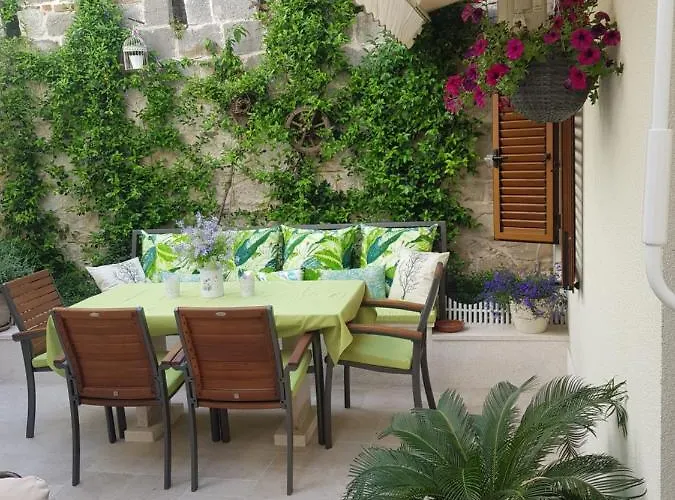 Apartment Luxury Dvor